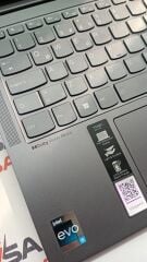 Lenovo Yoga / İntel Evo İ5-1240P/ 8 RAM 512 SSD / 14'' WUXGA OLED