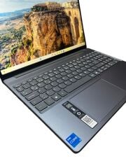 Lenovo IdeaPad Slim 3 i5 13420H 8 GB RAM 512 GB SSD