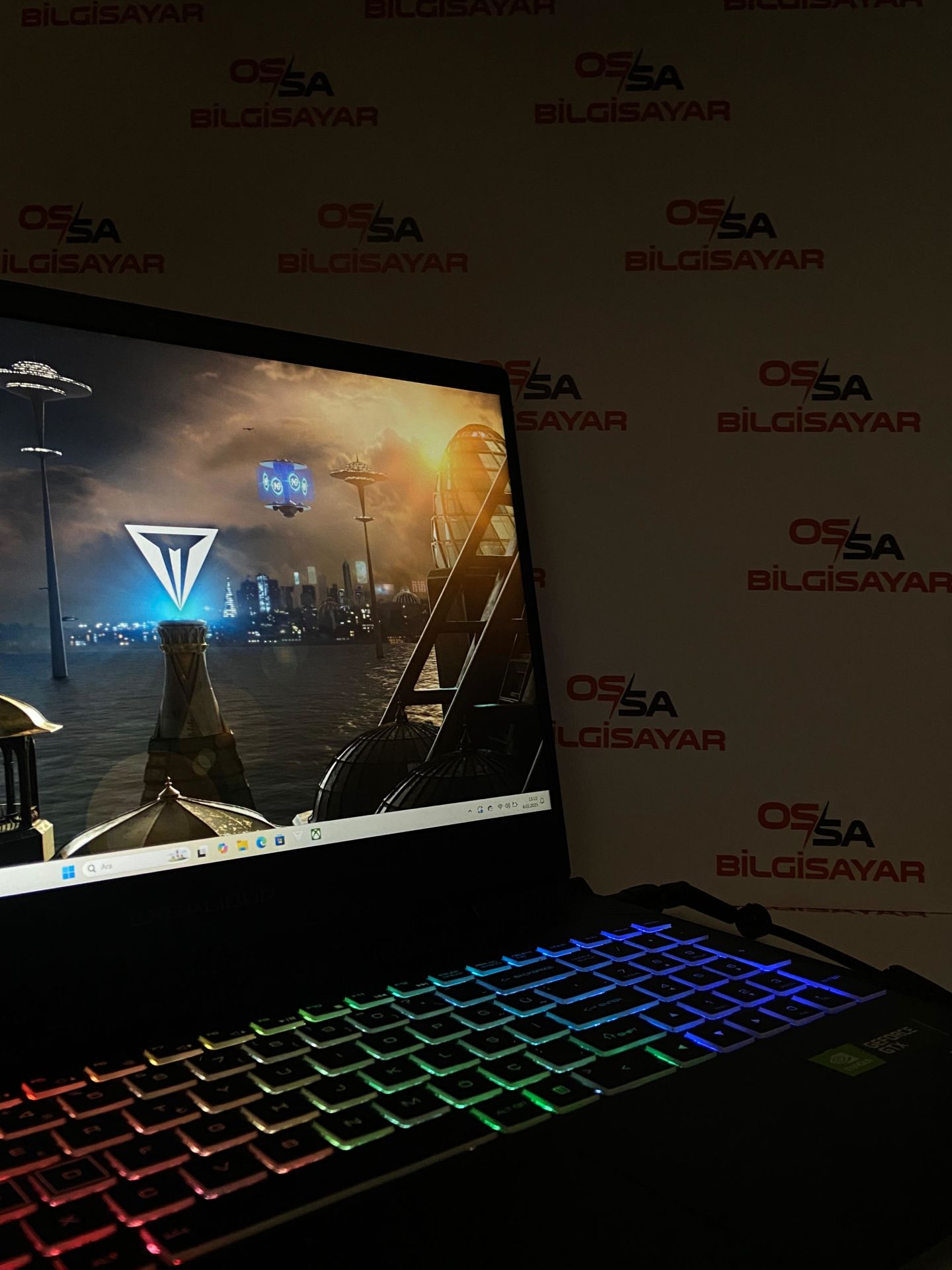 Casper Excalıbur G770 i7-10750H/16 GB RAM/NVIDIA GeForce GTX 1650 (4GB) GDDR6/1TB HDD/240GB SSD