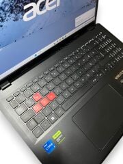 Acer Nitro Lite 16 i5 13420H 16 GB RAM 512 GB SSD RTX 4050