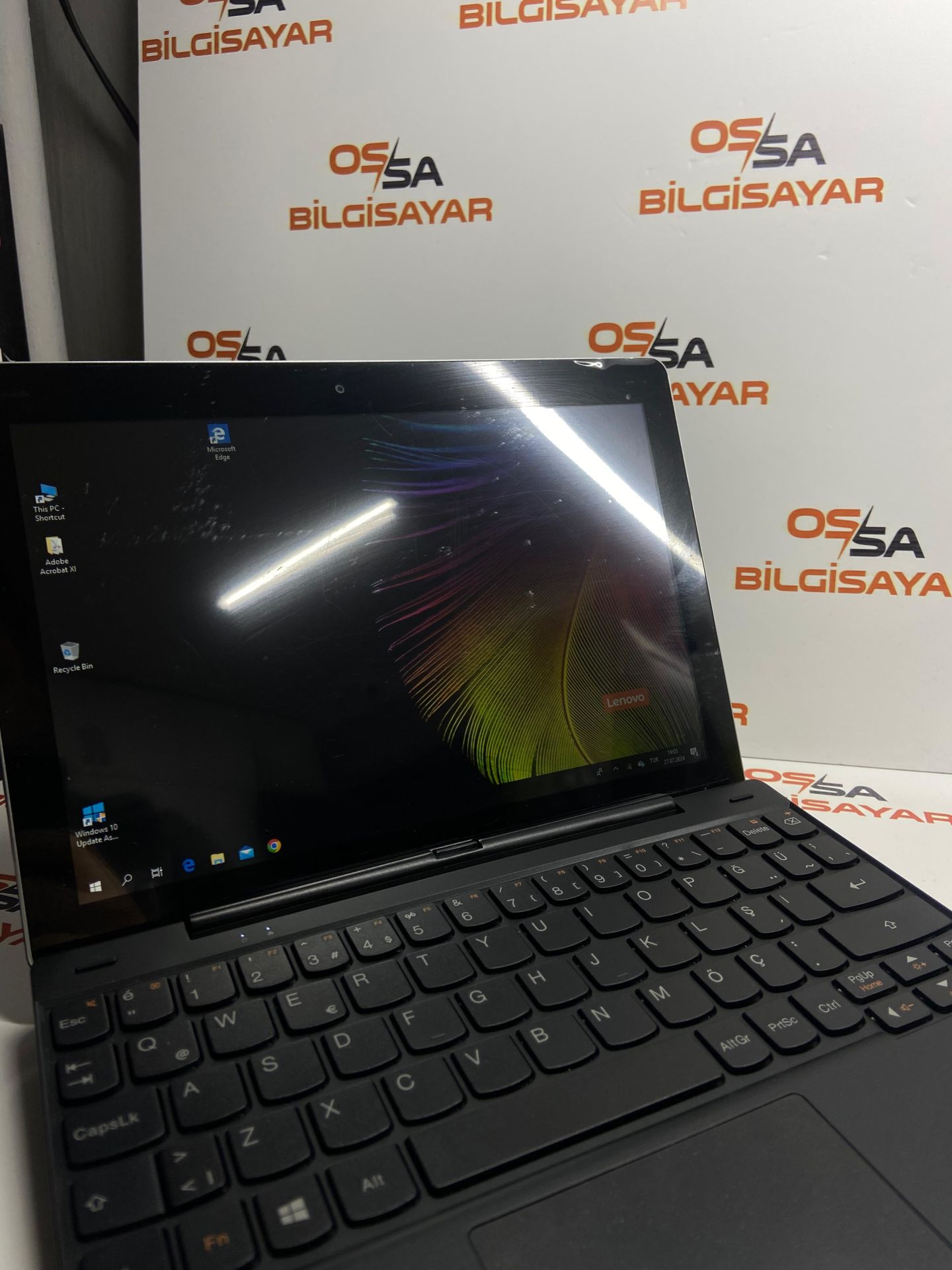 Kutulu Lenovo MIIX 300-10IBY /Intel® Atom Z3735F/2GB DDR3L/32GB EMMC/10.1'' 1280x800