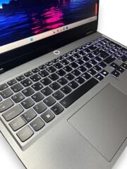 Lenovo LOQ 15IAX9 i5 12450HX 16 Ram 512 GB SSD RTX 3050