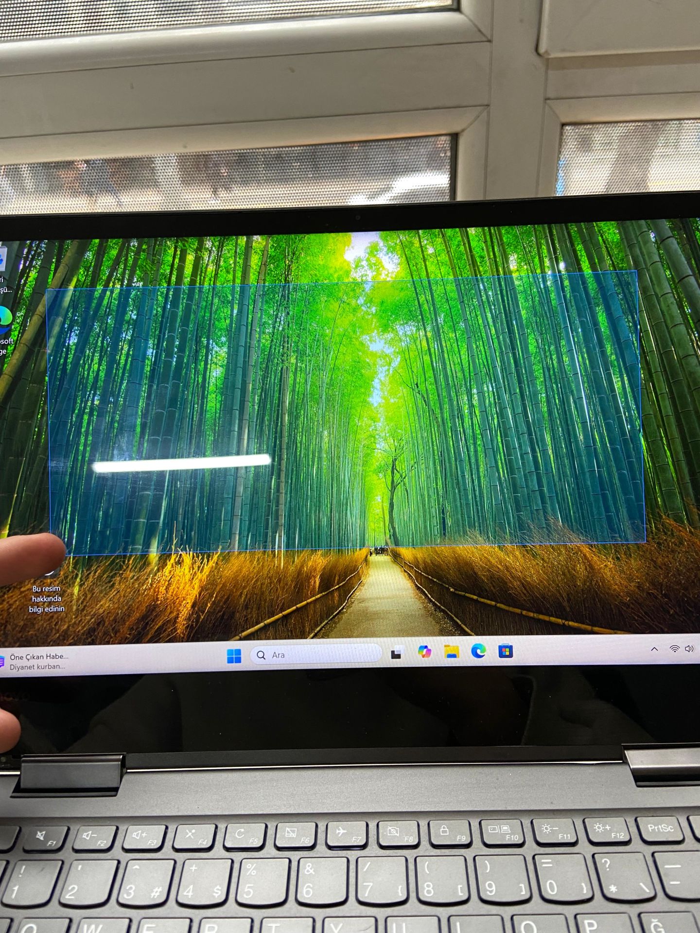 Lenovo Yoga 730-13IKB / Dokunmatik Ekran Seti / İçindekiler- Dokunmatik Ekran, Menteşe, Flex Kablo, Cover Ekran Arka Kapak / Ekran Özellikleri - 13.3'' 16:9 1920 & 1080 piksel FHD