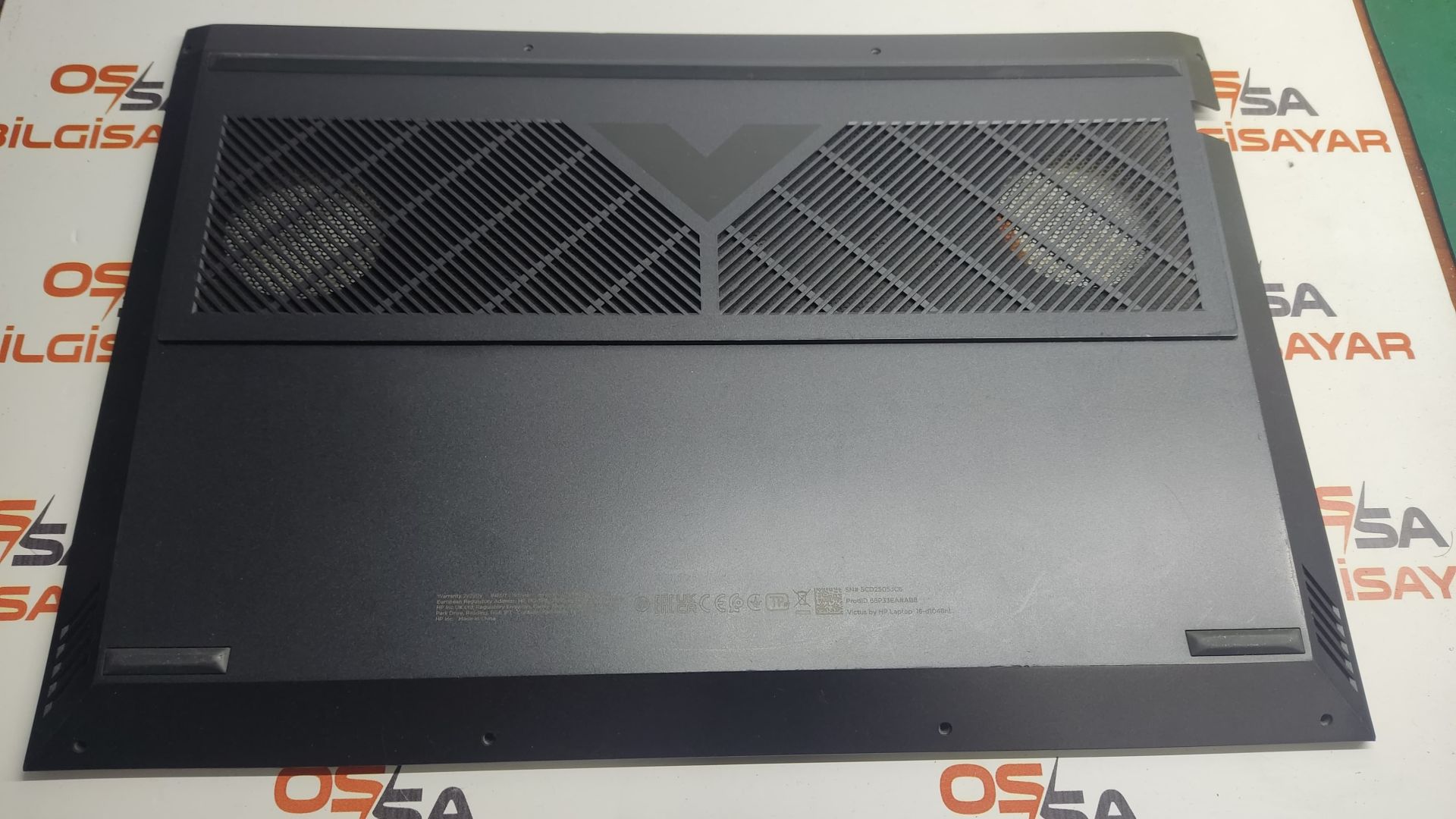 Hp Victus 16-D1048NT Alt Kasa