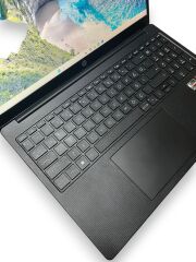 HP 15-fc0003nt AMD Ryzen 3 7320U 8 Ram DDR5 256 GB SSD