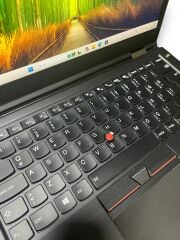 Lenovo ThinkPad X1 Carbon 4th Gen i7 6500U 8 Ram 256 GB SSD