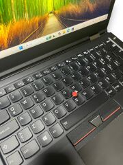 Lenovo ThinkPad X1 Carbon 4th Gen i7 6500U 8 Ram 256 GB SSD