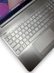 HP 15-dw1000nt Intel i5 10210U 8 Ram 256 GB SSD GeForce MX130