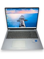 HUAWEI MateBook D 16 i5 12450H 8 Ram 512 GB SSD