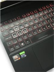 Acer Nitro R7-5800H 16 RAM 1 TB SSD RTX 3070 8GB 15.6'' 144HZ