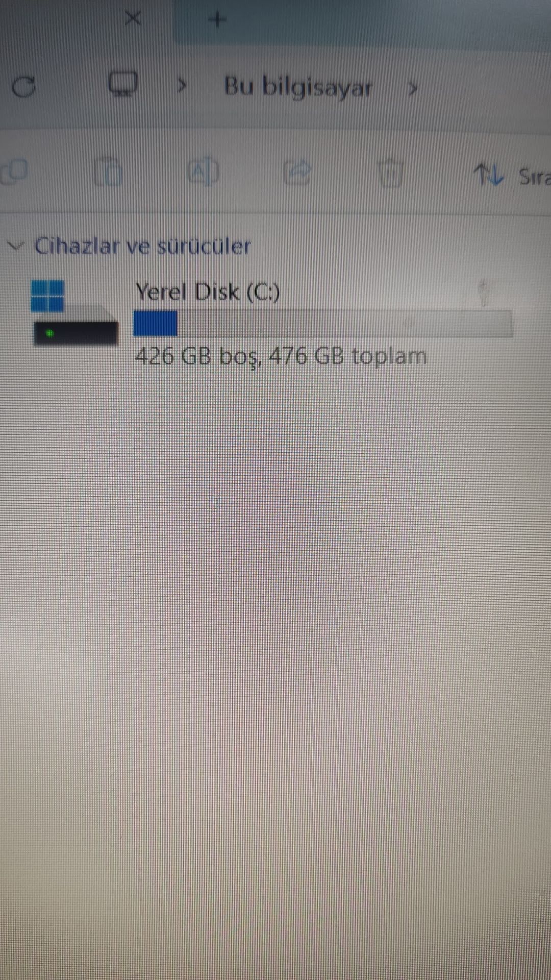 Lenovo LOQ 15IRX9 İ7-13.Nesil 24 RAM 512 SSD RTX4060 8 GB