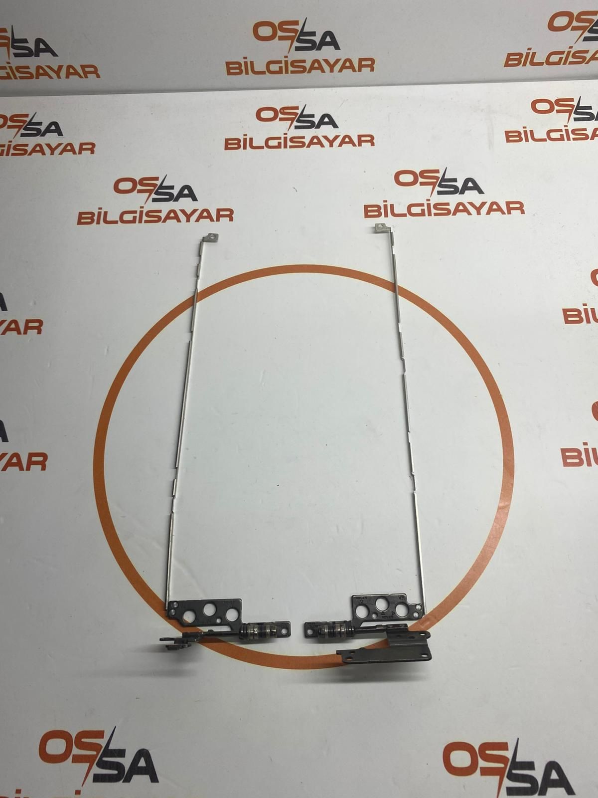 Lenovo ideaPad 1 15IGL7 Menteşe