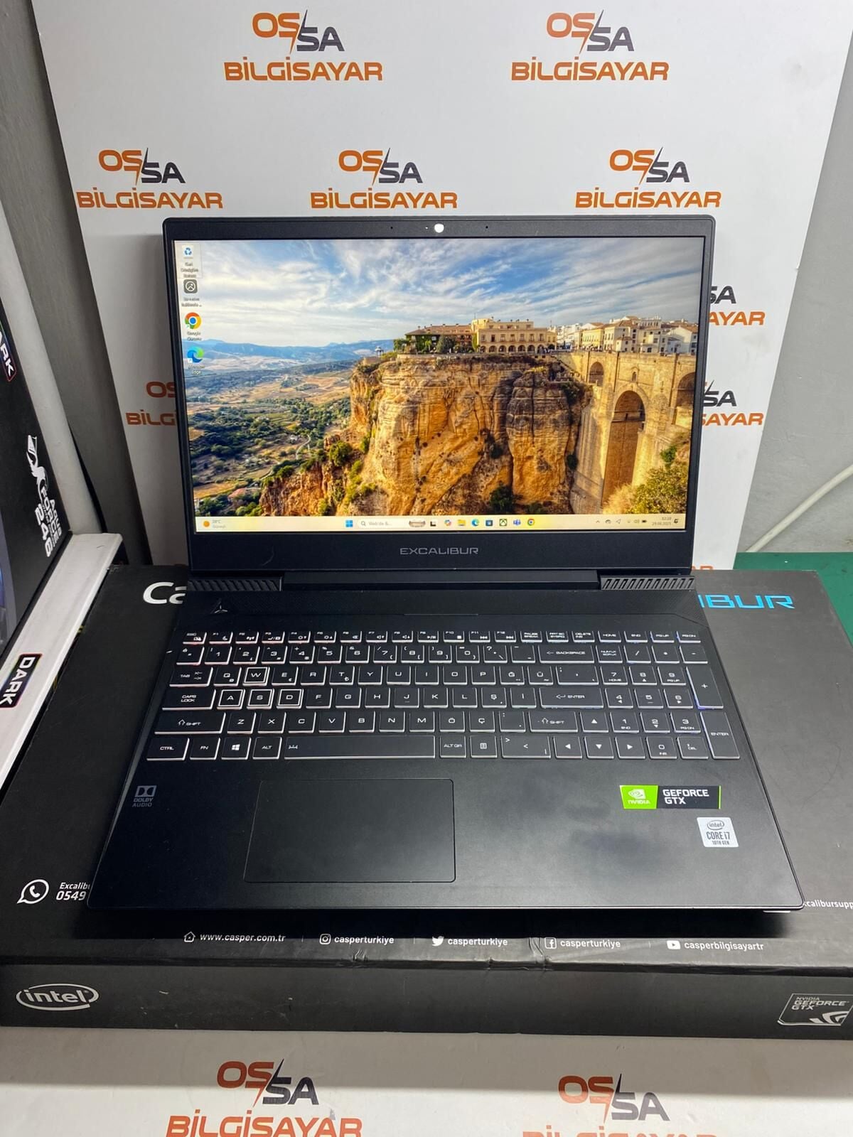 Excalibur G770 İ7-10.Nesil 16 RAM 512 SSD GTX 1650 Ti 4 GB