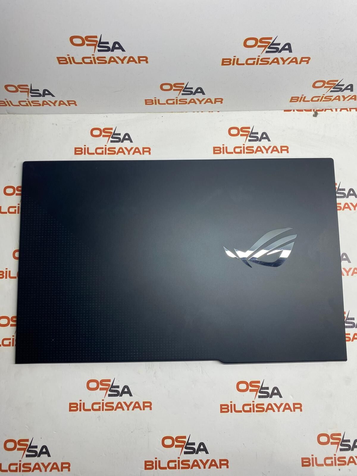 Asus ROG Strix G713 Cover Ekran Kasası