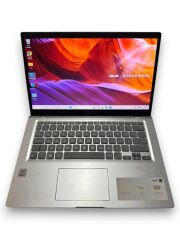 14'' Asus X415J i7-1065G7 8 RAM 512 SSD