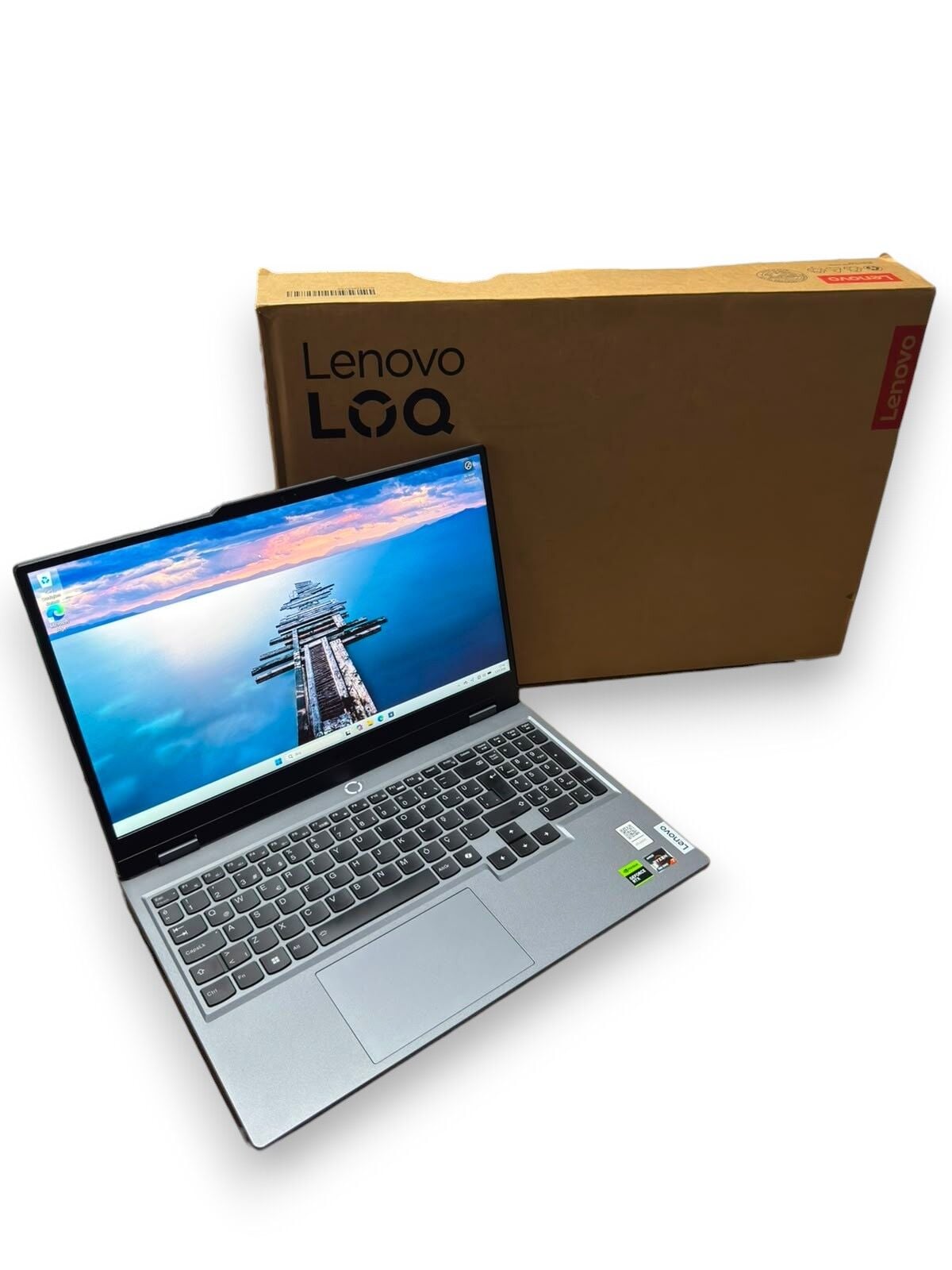 Garantili Lenovo LOQ R7-7435HS 24 RAM 512 SSD RTX4060 8 GB 144Hz