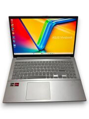 Asus Vivobook AMD R5 7520U 8 RAM 512 SSD