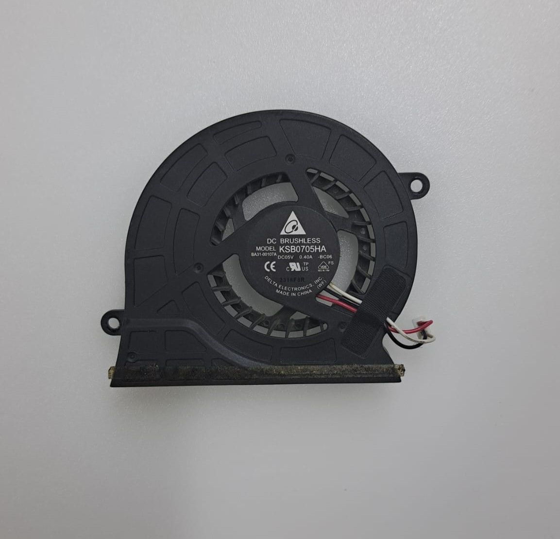 Samsung NP300EA Cpu Fan KSB0705HA