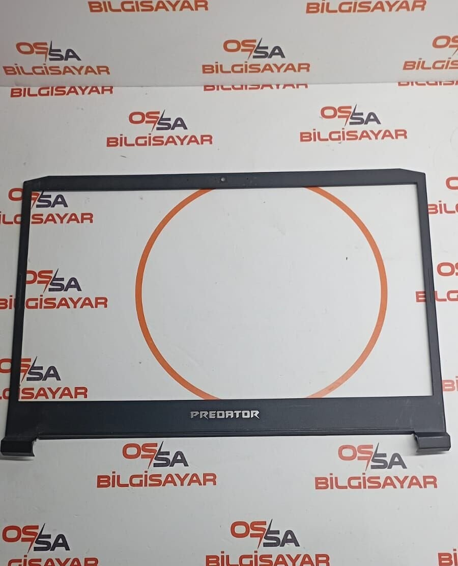 Acer Predatör Helios 300 Bezel