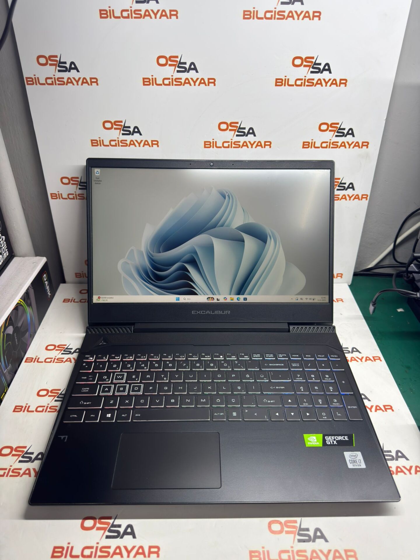 Casper Excalibur İ7 10.Nesil / 16 Ram / 240 SSD / GTX 1650 4 GB