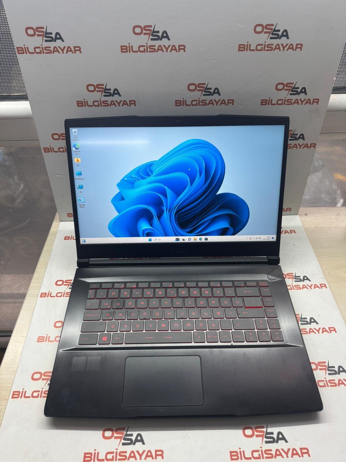 Msi Gaming İ7 10.Nesil / 8 Ram / 512 SSD / GTX 1650 Tİ 4 GB