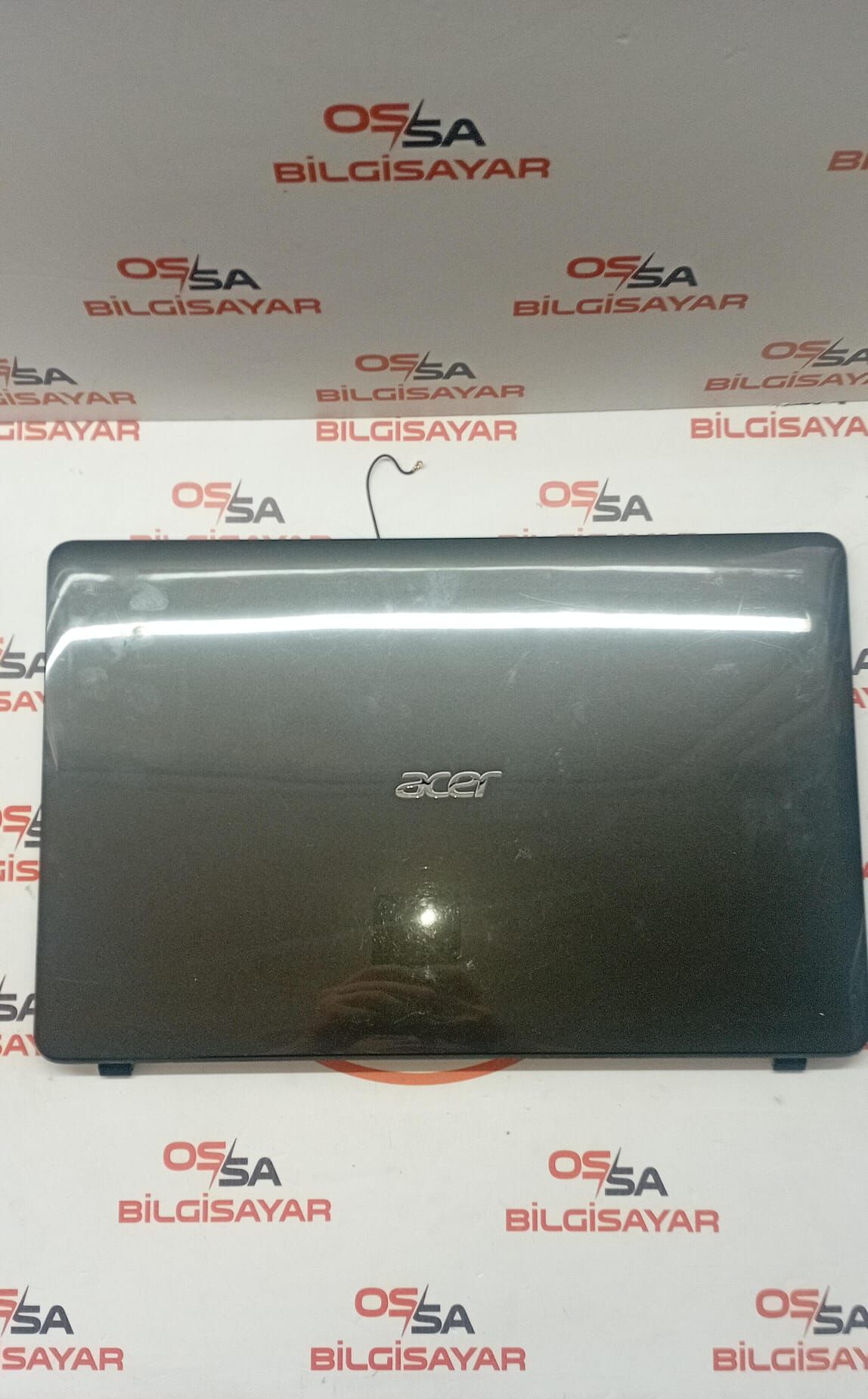 Acer Aspire E1-571 Ekran Cover