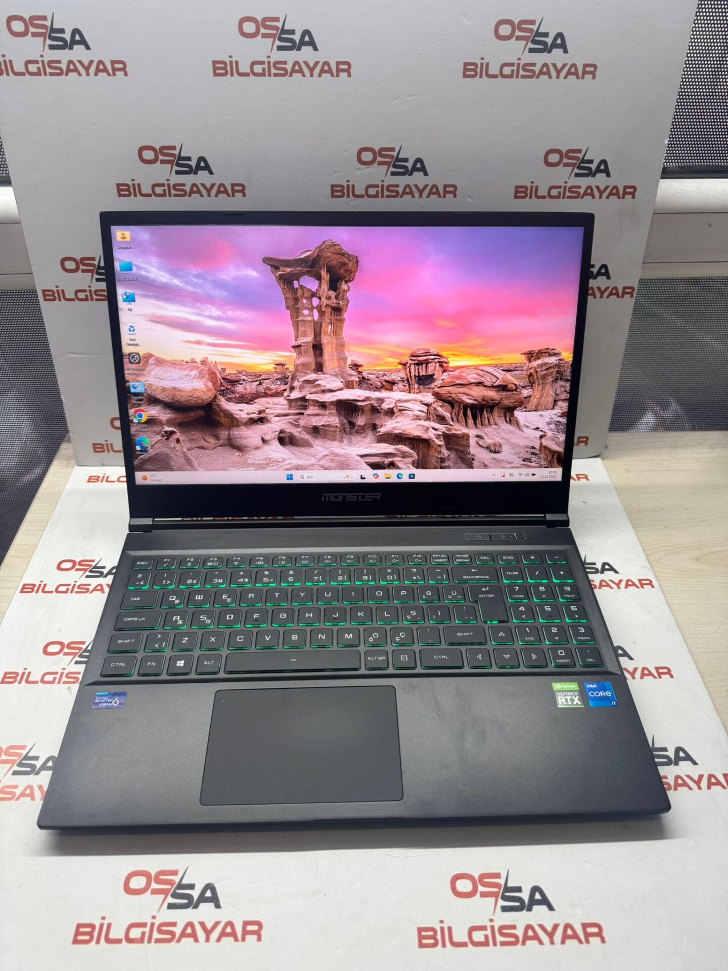 Monster İ7 11.Nesil / 16 Ram / 512 SSD / RTX 3050 4 GB