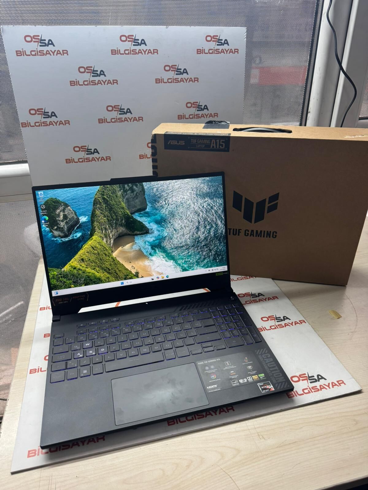 Asus Tuf Gaming A15 R5 7535HS / 16 Ram / 512 SSD / RTX 4060 8 GB