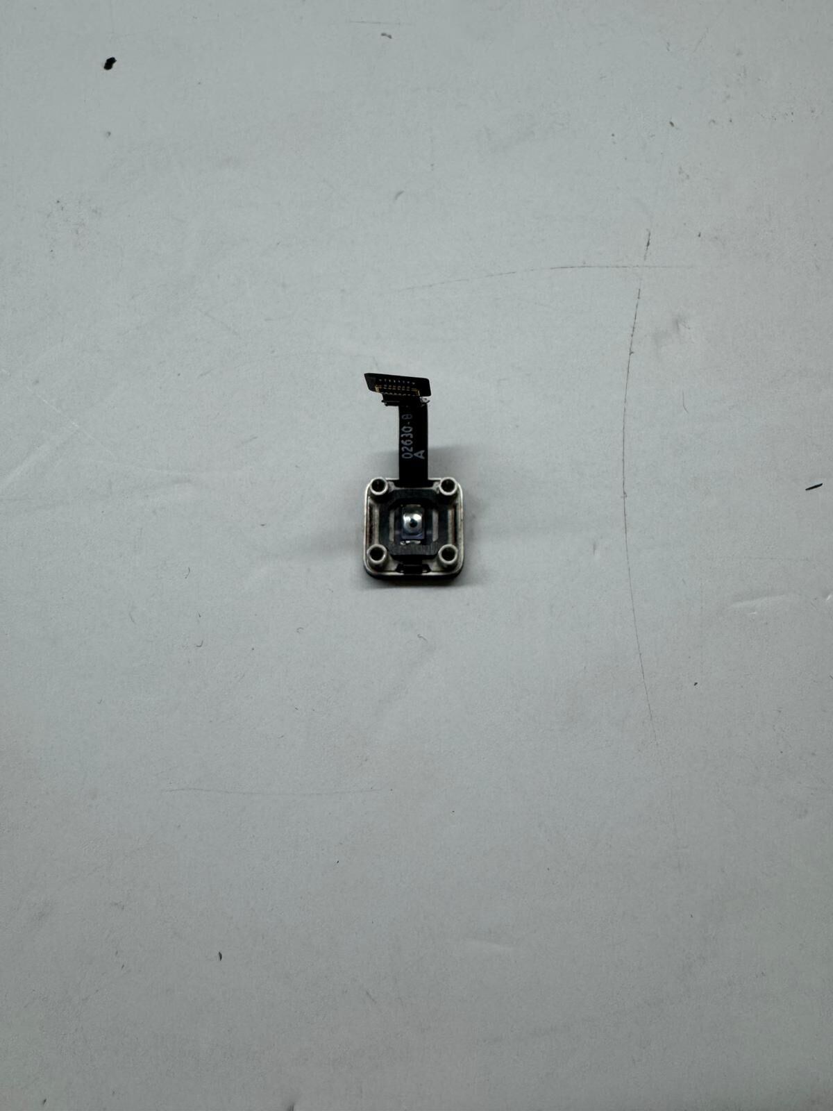 Apple Air A2337 Tetik Butonu/Parmak İzi Okuyucusu Orjinal Yedek Parça