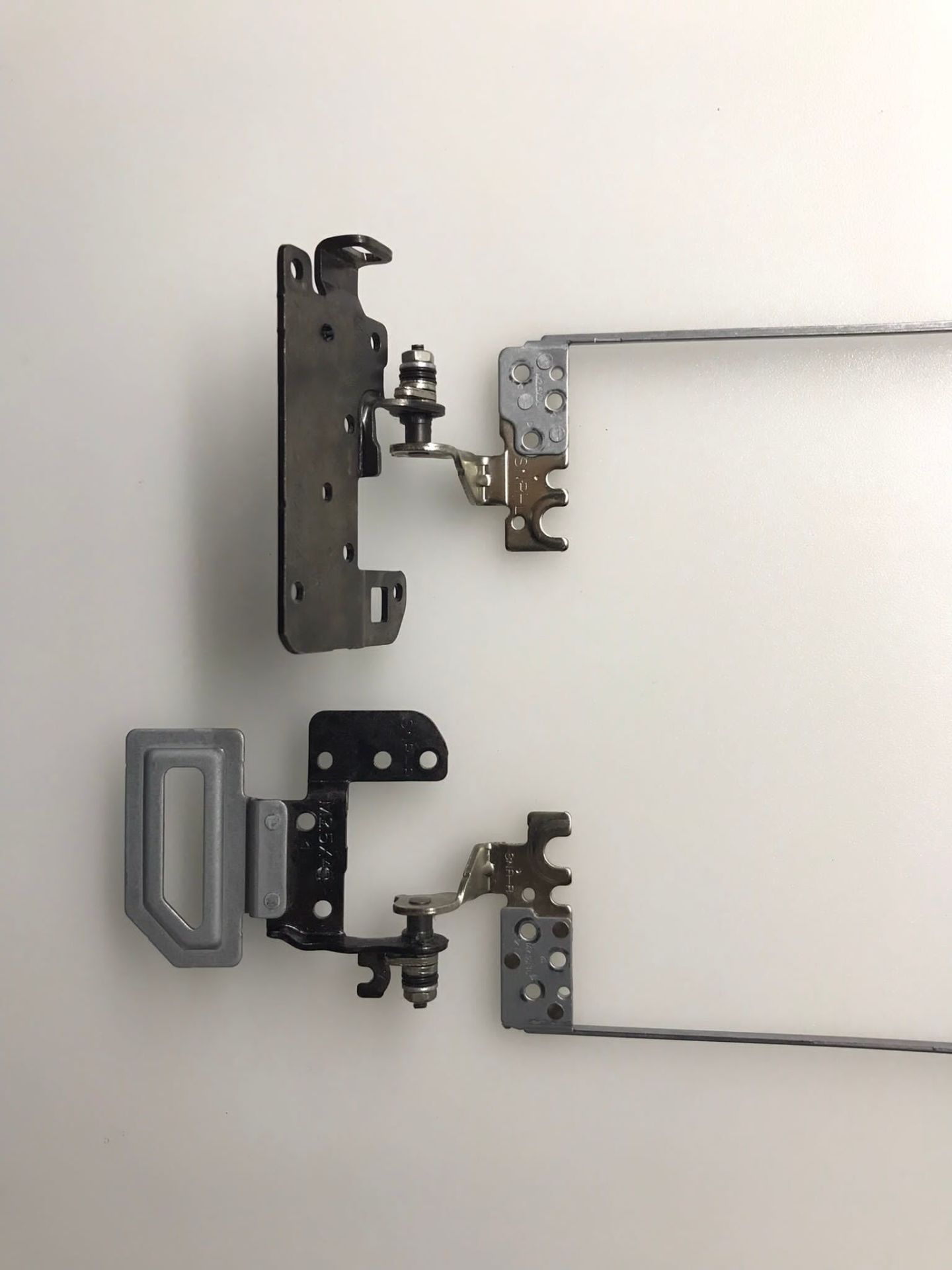 Acer Aspire E5-571 Z5WAH Menteşe