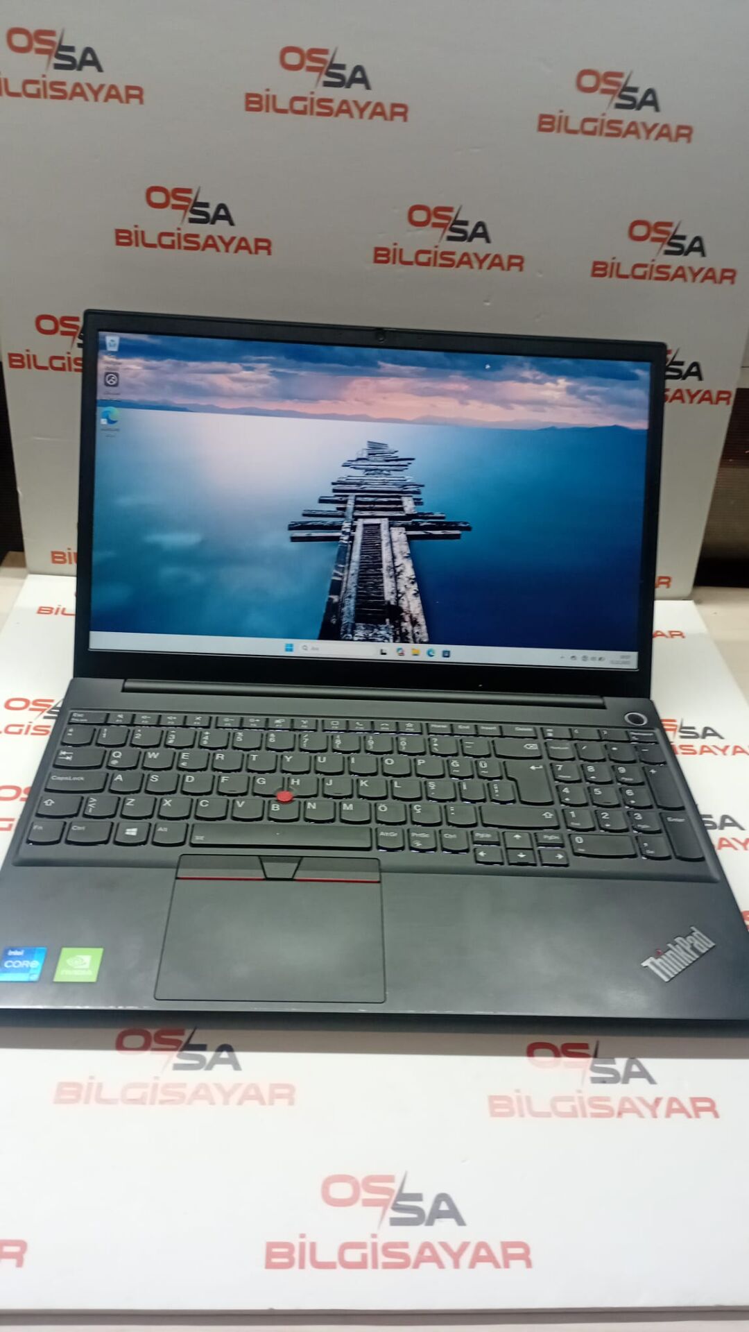 Lenovo / İ7-1165G7 / 32 GB RAM /  1 TB SSD / GeForce MX450