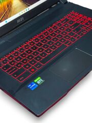Msi Katana İ7-12700H 16 RAM 512 SSD RTX 3050 Ti 4 GB