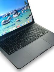 Apple Macbook M2 8/256 13,6'' 2K Liquid Retina