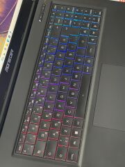 Monster Tulpar 17.3'' 2K Ekran İ7 12700H / 64 Ram / 2 TB SSD / RTX 3070 Ti 8 GB