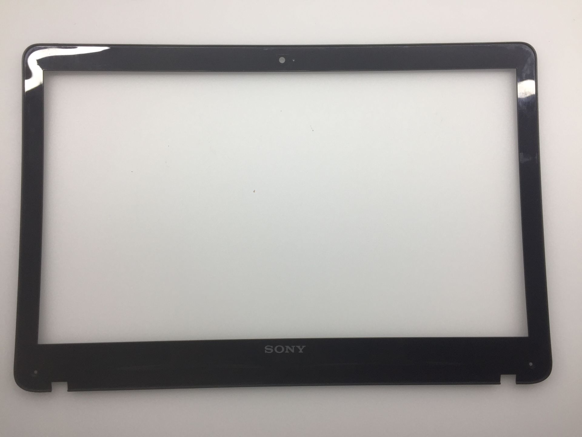 Sony SVF152A29W Ekran Çerçeve