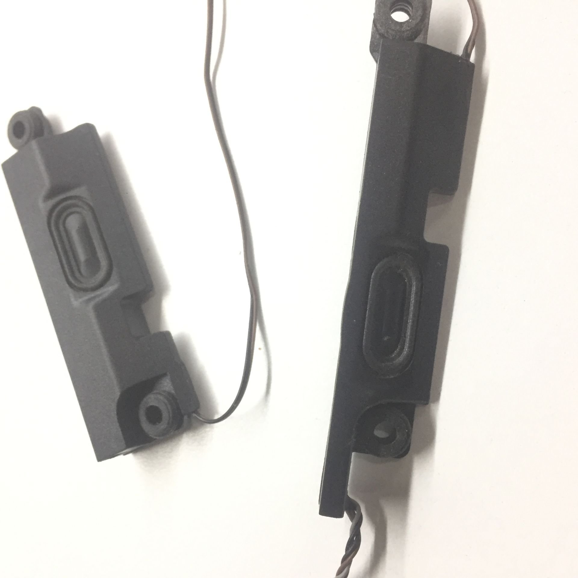 Lenovo İdeapad S145-14IWL Hoparlör